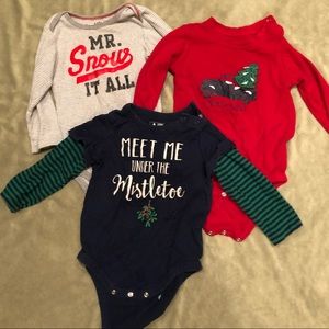🎅🏻 Lot of Christmas onesies🎅🏻